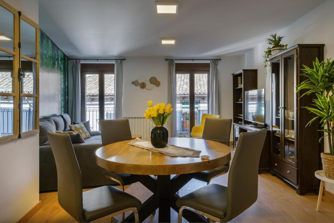 Apartmán Otal Urban De "Casa Otal" Jaca Exteriér fotografie